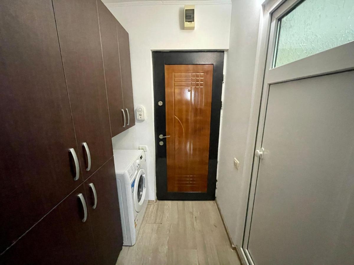 Apartmán Garsoniera Moderna Parcare Internet Piteşti Exteriér fotografie